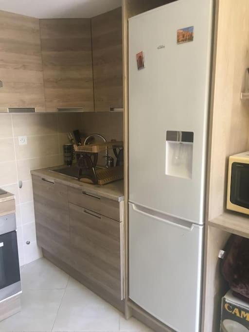 Studio Ideal Pour Deux Voyageurs Sur מרסיי מראה חיצוני תמונה